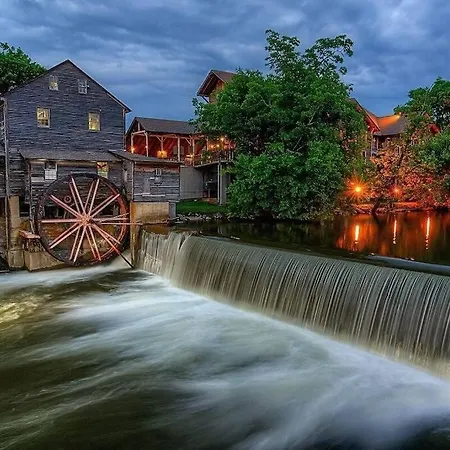 Moonlight Cottage - Your Romantic & Scenic Escape Sevierville Exterior foto